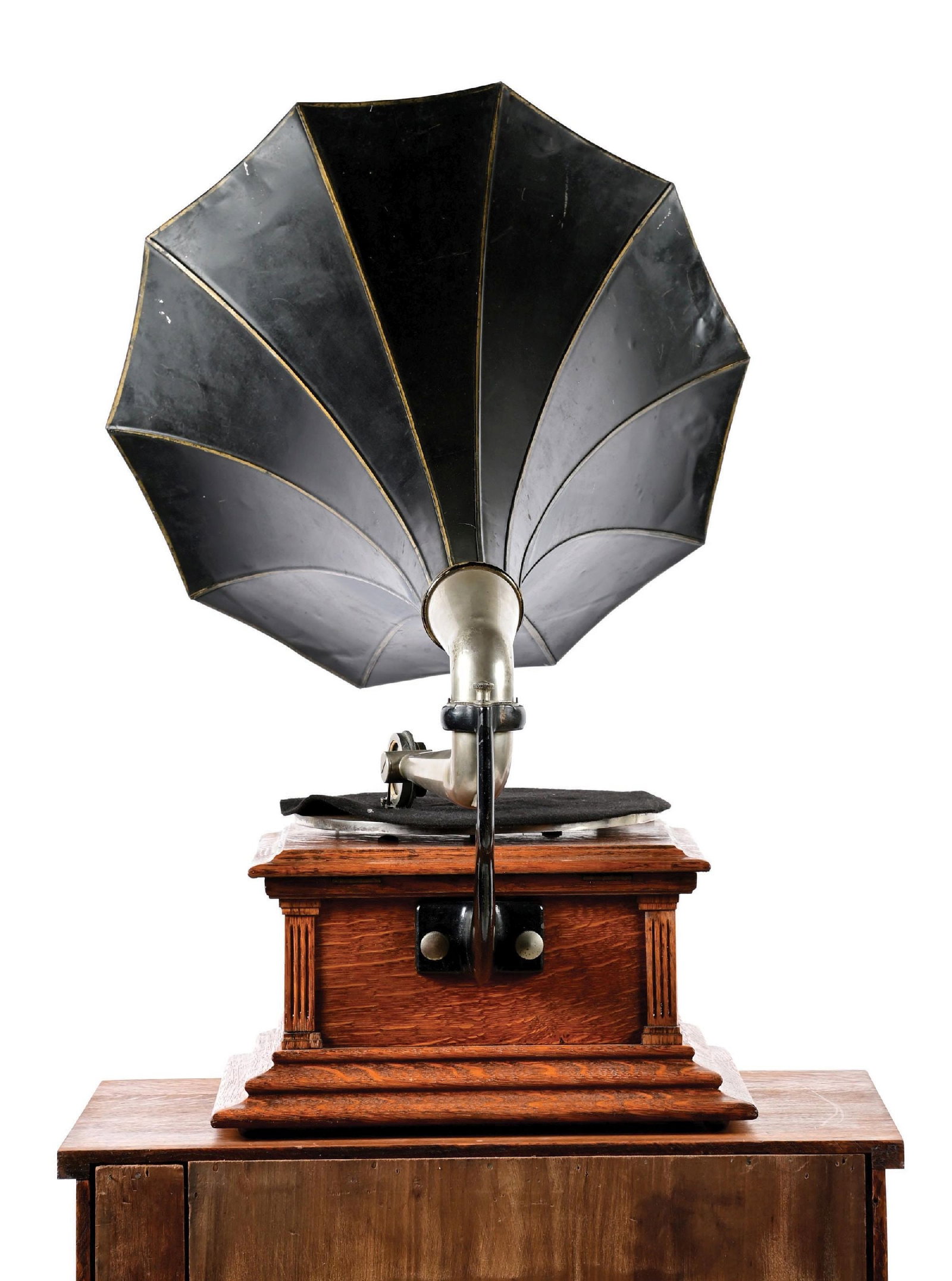 RCA VICTOR TYPE III DISC PHONOGRAPH ON OAK STAND - 9
