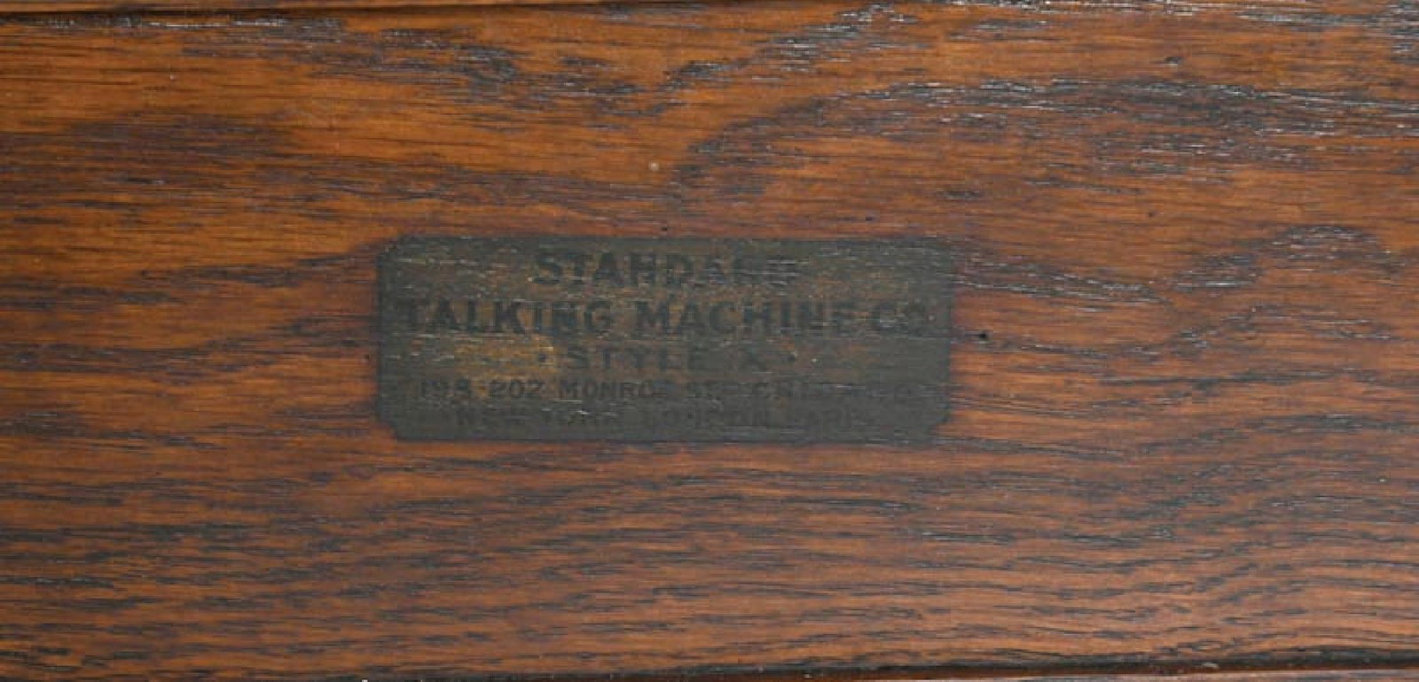 STANDARD TALKING MACHINE CO. RECORD PHONOGRAPH - 5