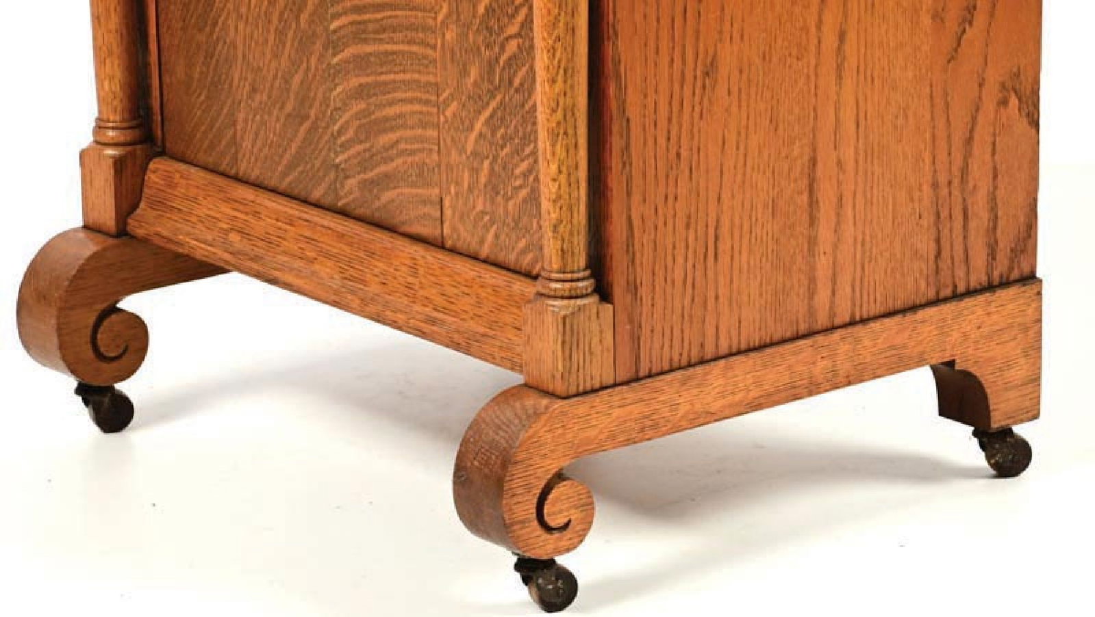 OAK PHONOGRAPH STAND W/ FRONT COLUMNS - 6