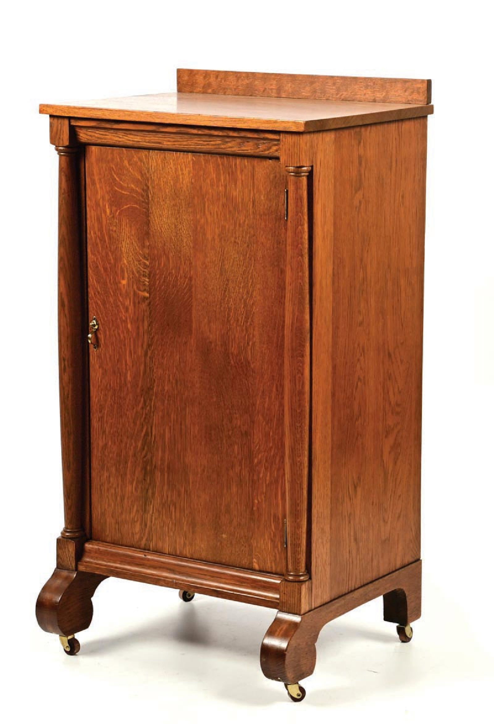 OAK PHONOGRAPH STAND - 3