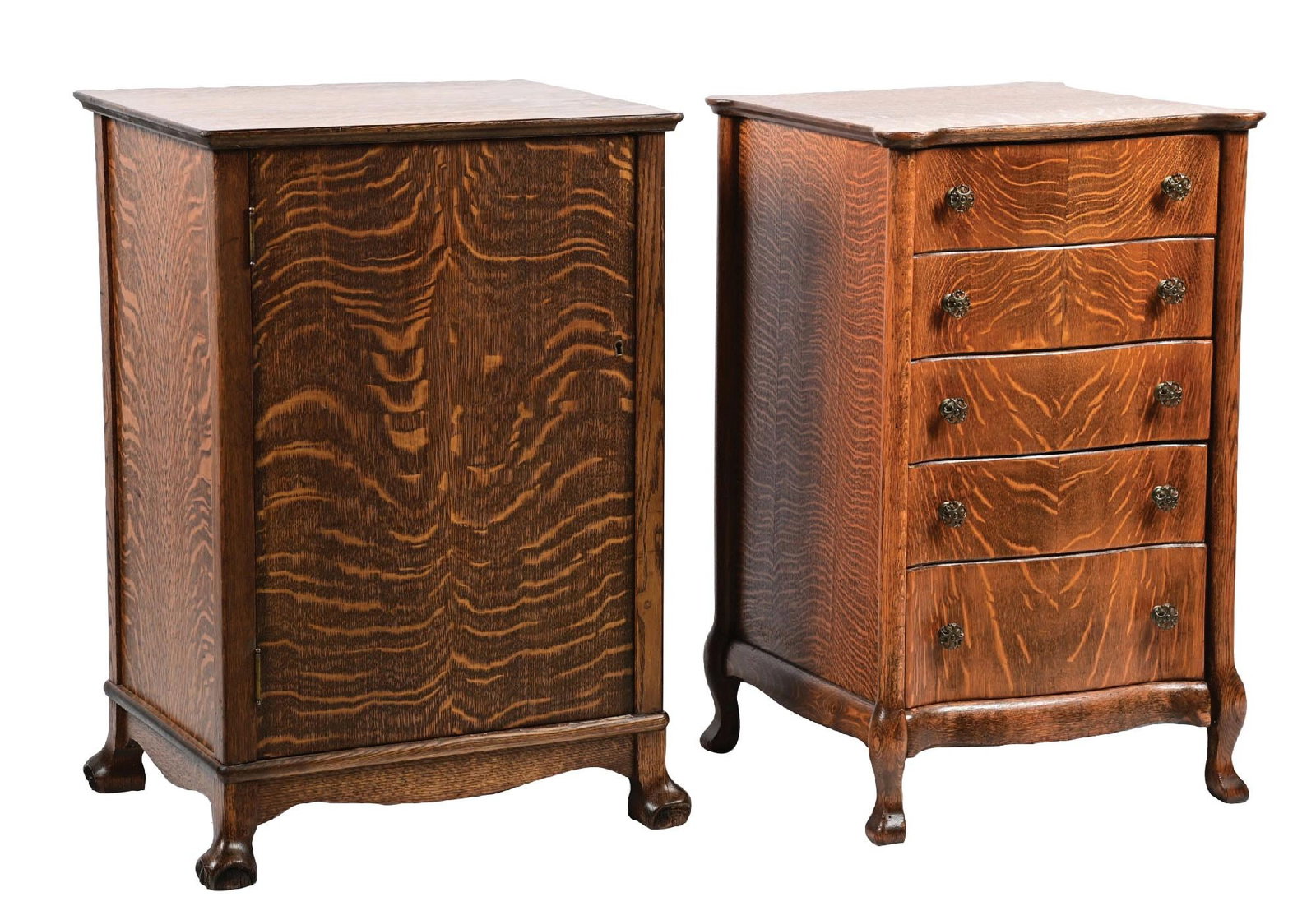 PAIR OF OAK PHONOGRAPH STANDS (1 of 4)