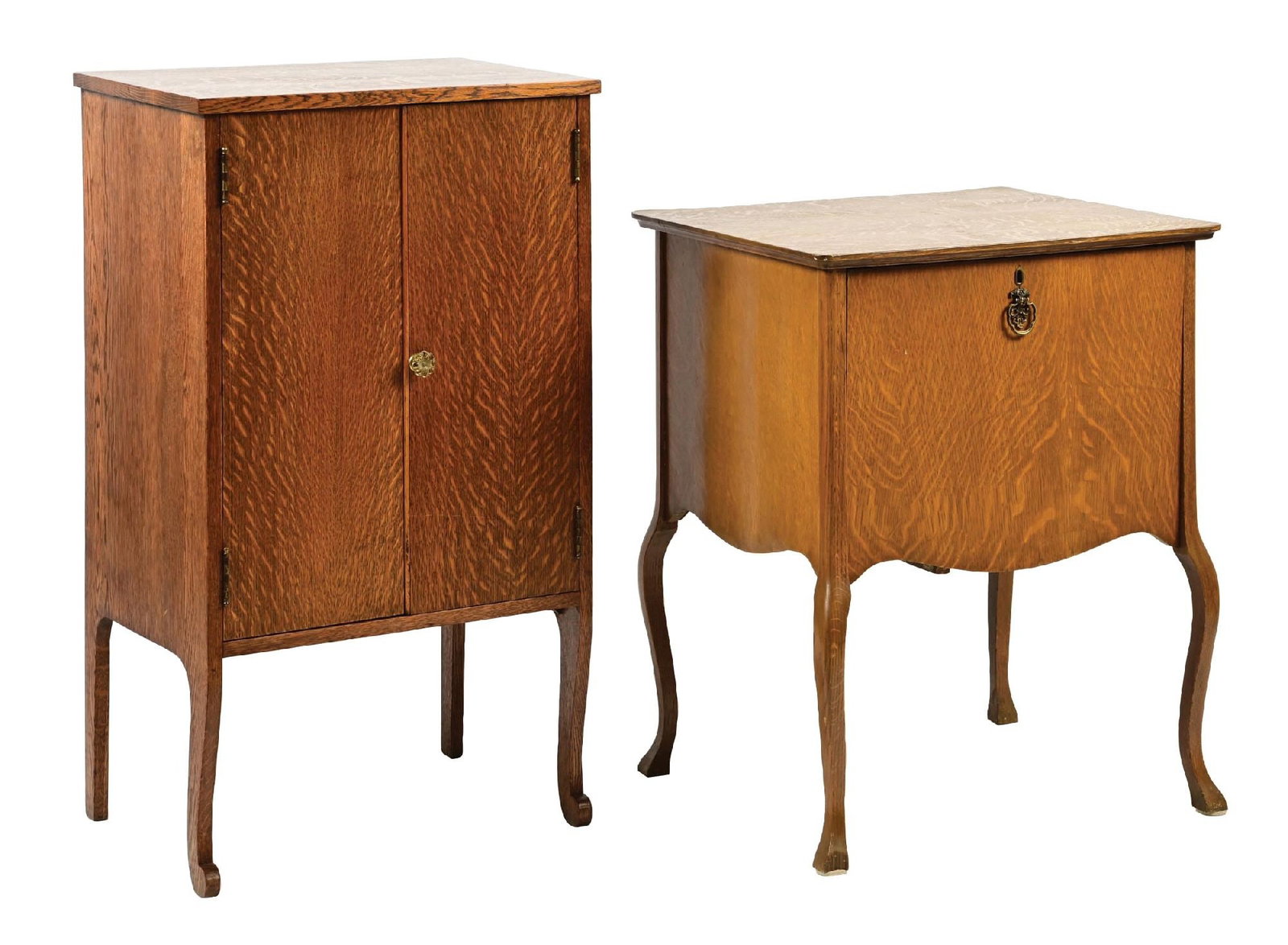 PAIR OF OAK PHONOGRAPH STANDS (1 of 5)