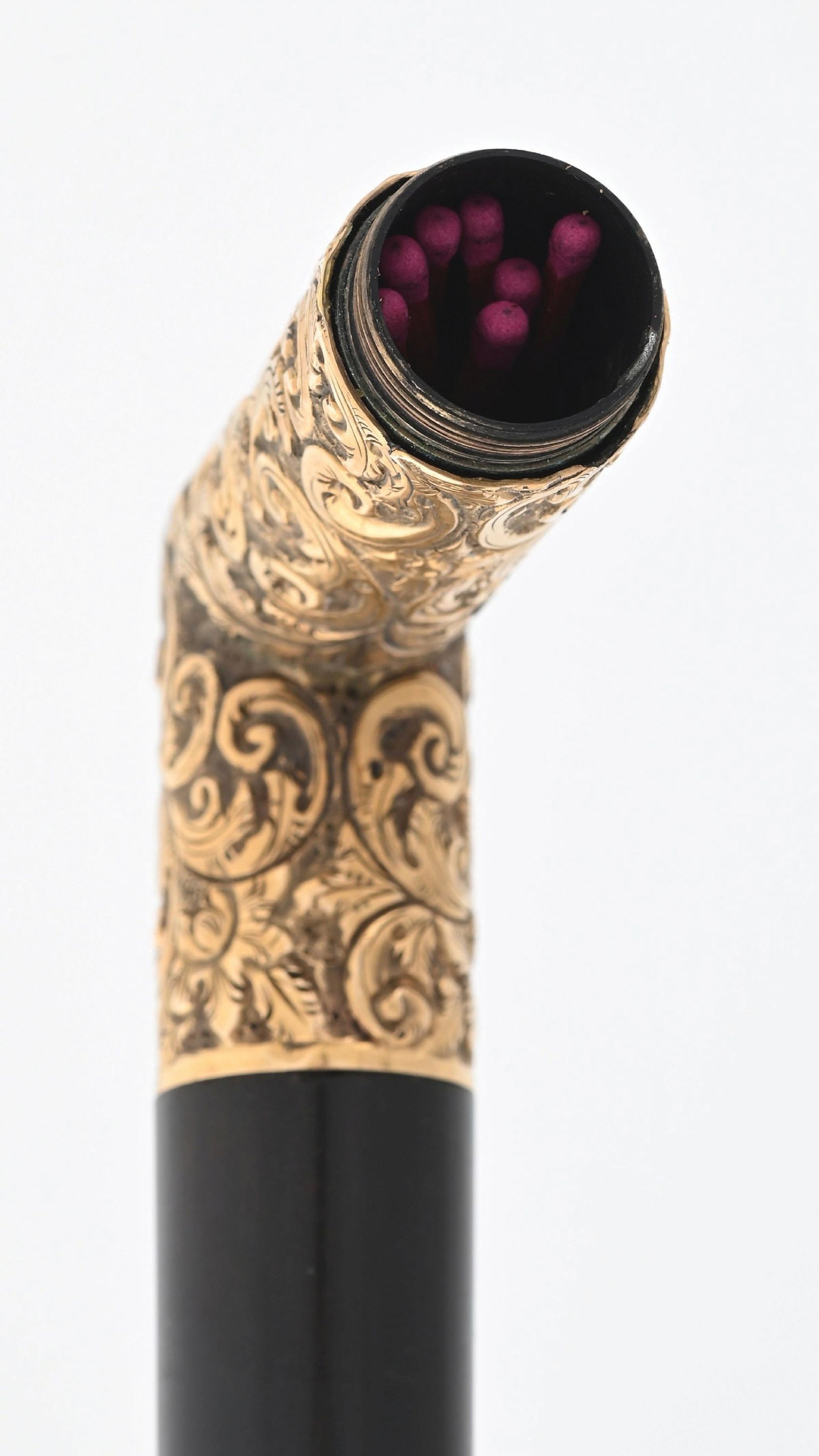 GOLD VESTA CASE CANE - 8