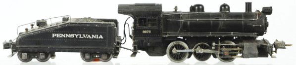 Lionel No. 8976 Scale Switcher Engine & Tender.: Pre-war. O-gauge. Includes no. 8976 steam type engine and matching no. 2227B Pennsylvania slope back tender. Window inserts on engine are intact and lettering is bright. Condition (Very Good - Excelle