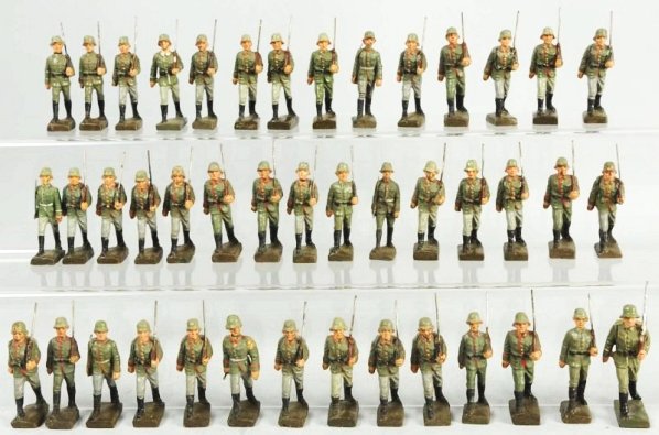 Large Lot of Lineol 6.5cm German Army Marchers.: Group includes approximately 44 mostly Lineol 6.5cm German soldiers. Some wear noted. Condition (Good).