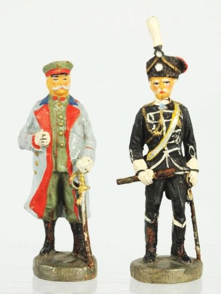 Lot of 2: Elastolin Personalities.: Includes von Mackensen and Hindenburg. Nice condition on both. Condition (Very Good - Excellent).