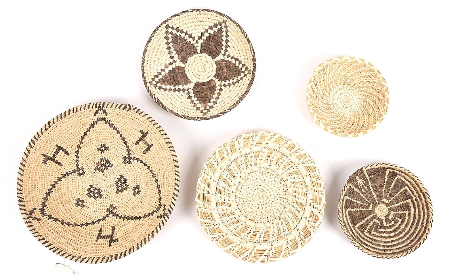 LOT OF 5: PIMA (AKIMEL O’ODHAM) & PAPAGO (TOHONO O’ODHAM) BASKETS (1 of 2)