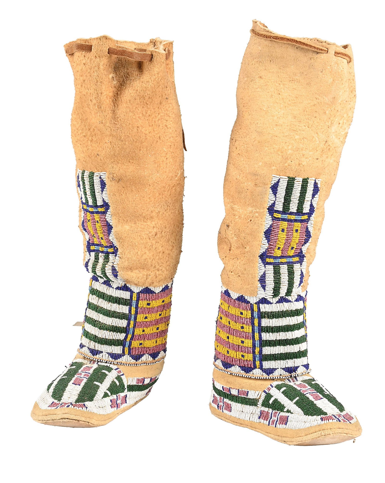 CHEYENNE WOMAN'S LEGGINGS & MOCCASINS (1 of 7)