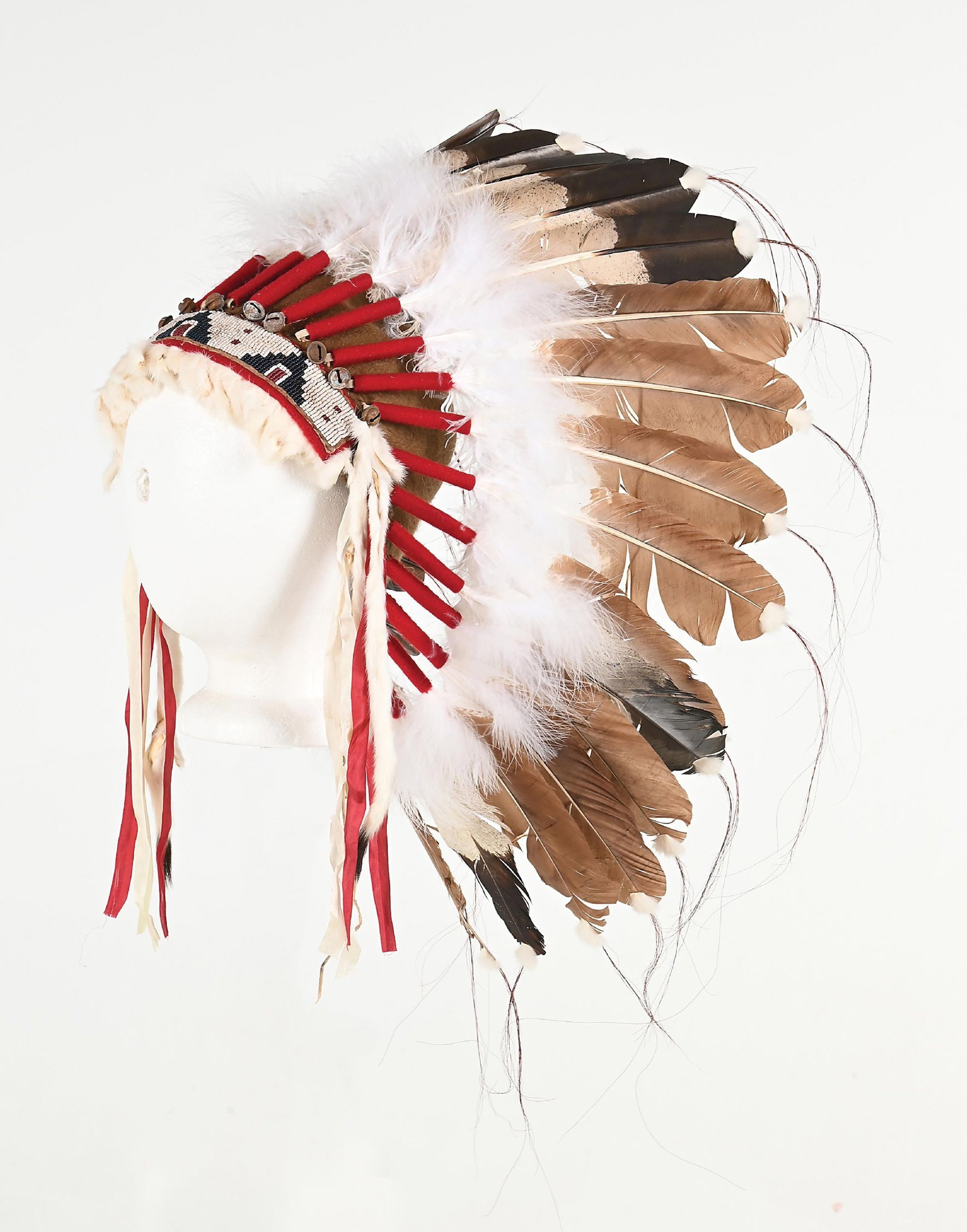 FEATHERED BONNET - 2
