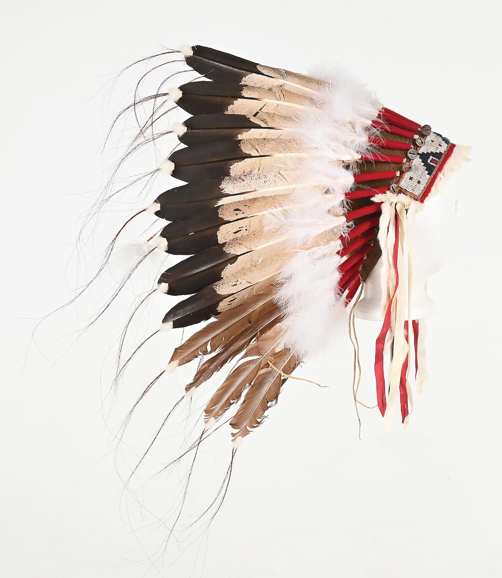 FEATHERED BONNET - 3