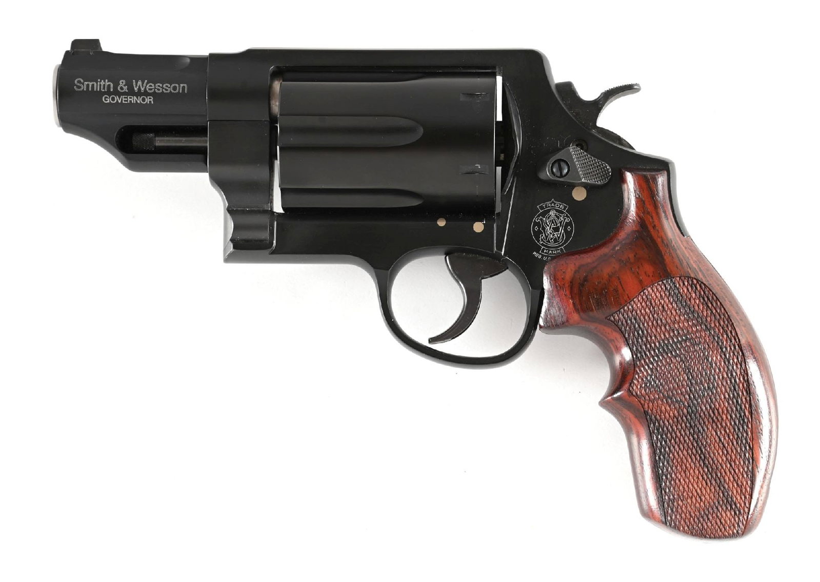 (M) SMITH & WESSON GOVERNOR DOUBLE ACTION REVOLVER.: First produced in 2011. Wind drift Crimson Trace front sight, matte finish, made on the S frame with round butt K frame grip, and rosewood finger groove grips. CONDITION: Excellent. With face burn