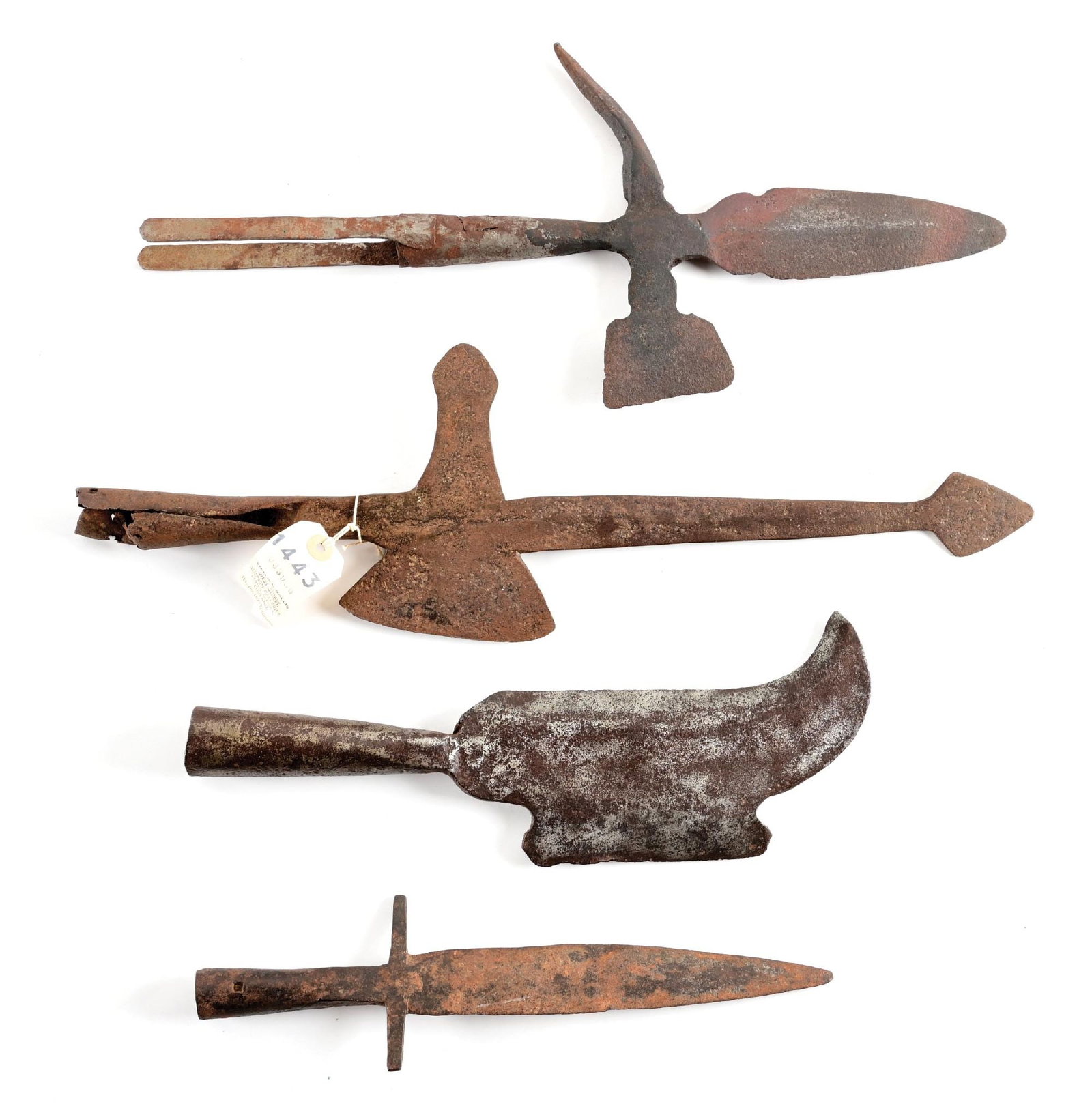 LOT OF 4: REVOLUTIONARY WAR ERA RELIC POLEARM HEADS. (1 of 4)