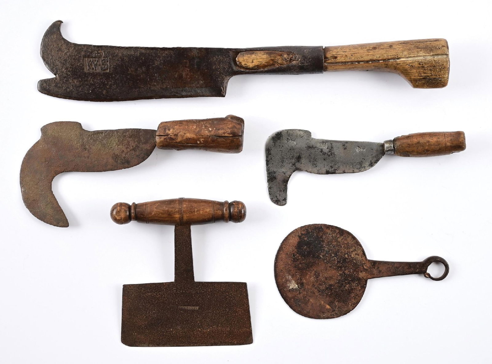 LOT OF 5: REVOLUTIONARY WAR FASCINE KNIVES AND SKINNING KNIVES. (1 of 2)