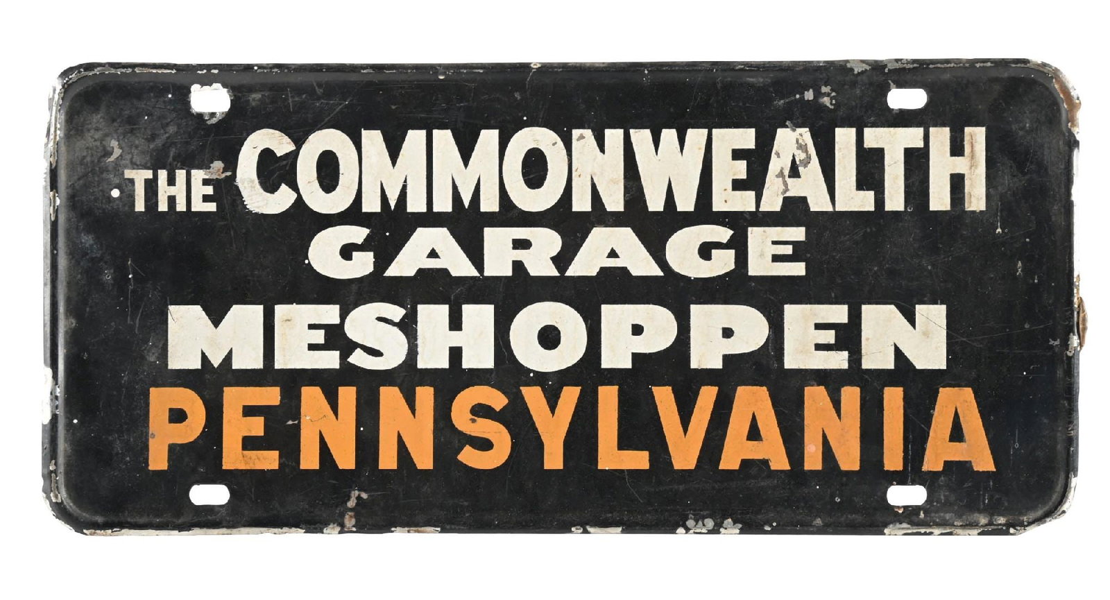 THE COMMONWEALTH GARAGE TIN LICENSE PLATE SIGN: SST. C. 1960s. CONDITION: Showing general wear with light scratching and paint loss. Moderate wear along the outer edges. Condition: (7.5). Dimensions: 13 - 1/2" x 6 - 1/4".