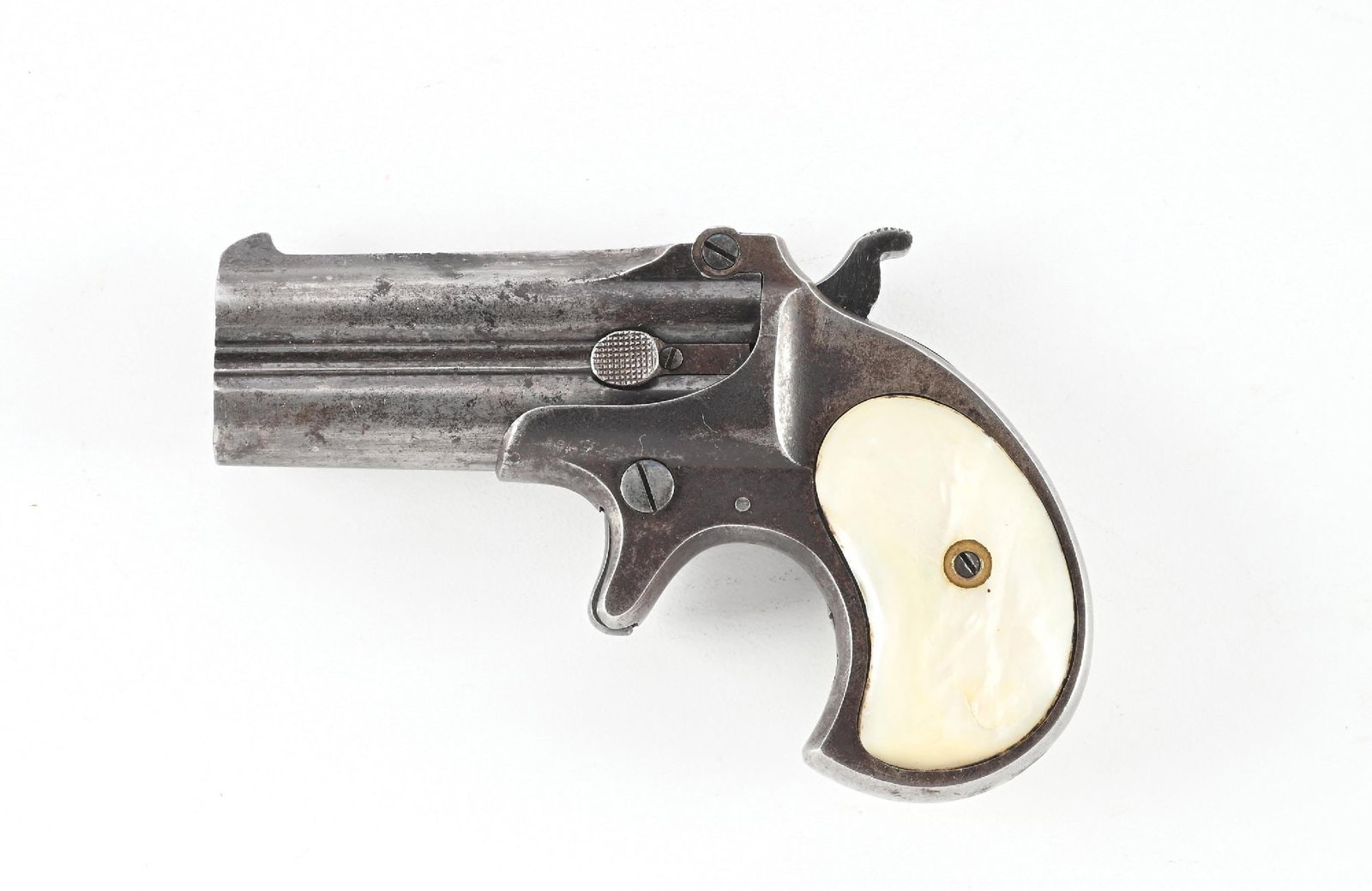 (A) REMINGTON MODEL 95 TYPE II NO. 3 DERRINGER PISTOL WITH CASE: Produced from 1888 through 1911. Standard blued gun that sports a beautiful pair of pearl grips. It comes housed in a French fitted oak dealer case with deep blue felt lining. CONDITION: Very good to 