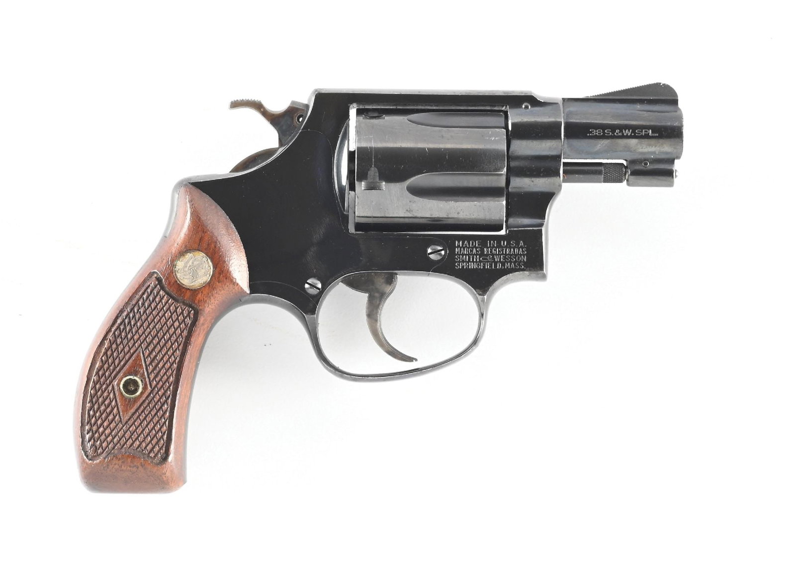 (C) SMITH & WESSON MODEL 36 DOUBLE ACTION REVOLVER.: Dates to 1966-67. Built on the round butt J-frame, 3-screw with pinned barrel, silver medallion checkered walnut grips with diamond and matching serial number, blue finish with case color hammer and t