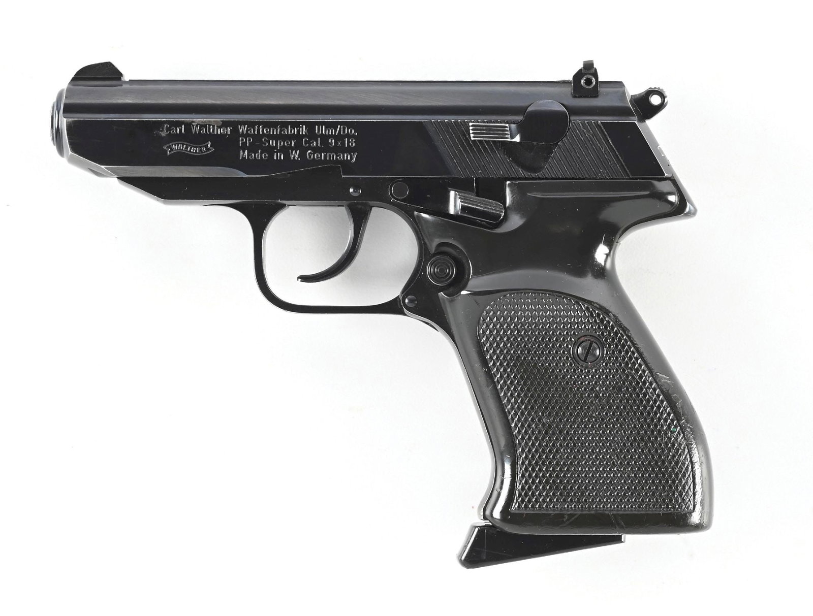(C) WALTHER PP SUPER SEMI-AUTOMATIC PISTOL WITH CASE. (1 of 3)