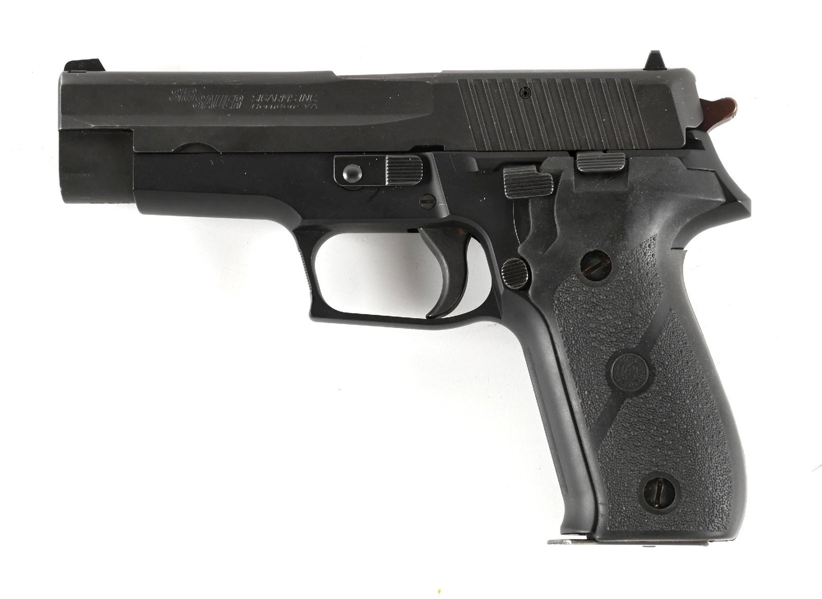 (M) WEST GERMAN SIG SAUER P226 SEMI-AUTOMATIC PISTOL WITH BOX. (1 of 4)