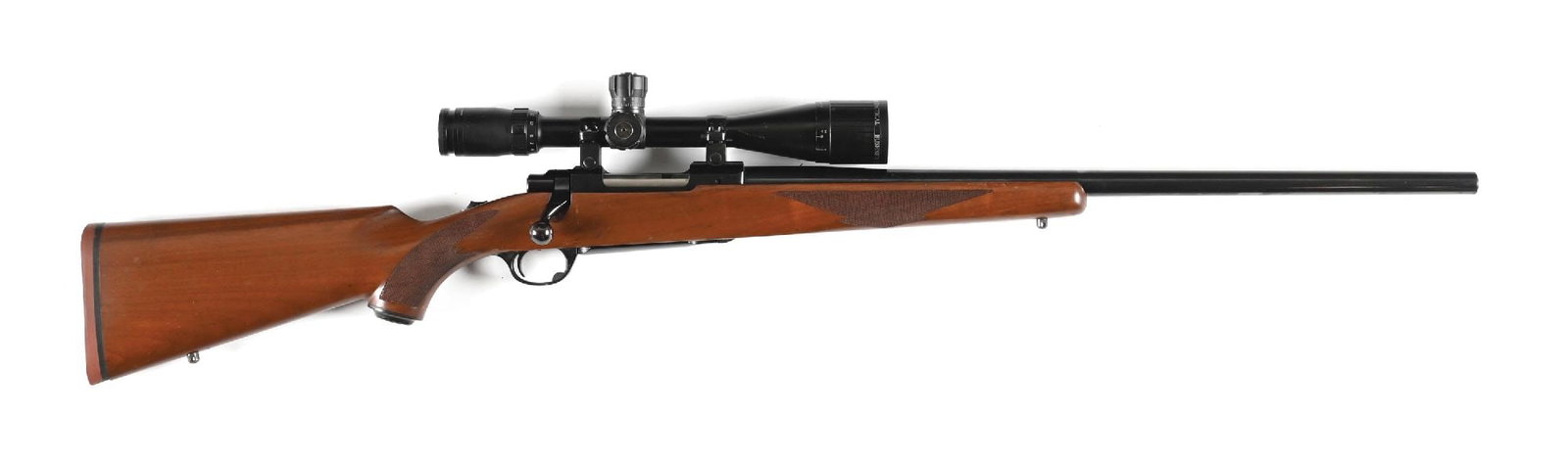 (M) RUGER M77 BOLT ACTION RIFLE IN 6MM REMINGTON. (1 of 2)