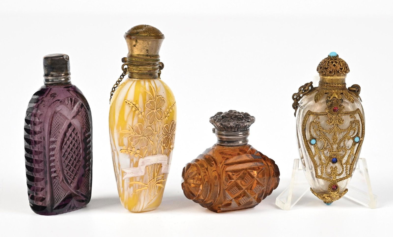 LOT OF 4: VARIOUS CUT GLASS SMALL PERFUME BOTTLES & VINAIGRETTE (1 of 5)