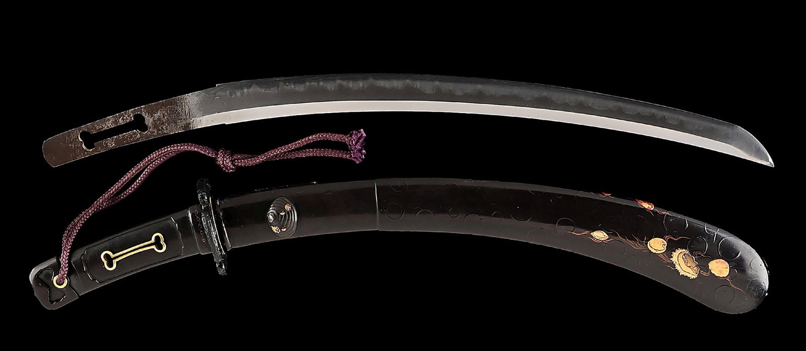UTSUSHIMONO WAKIZASHI IN KENUKIGATA MOUNTS: This is a good example of a Japanese utsushimono, which pays homage to the earliest form of Japanese sword with an extremely deep sori and kenukigata style mounts. Kenukigata mounts are called as such