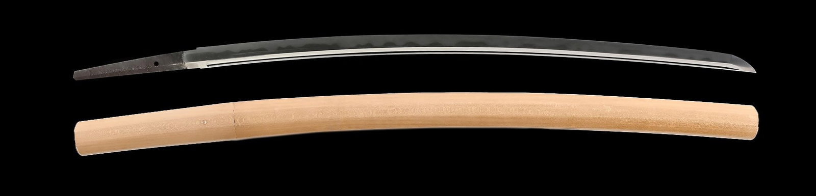 WAKIZASHI WITH ATTRIBUTION TO BIZEN SUKESADA.: Bizen Sukesada was a name used by several generations, and while the record of the NBTHK Hozon papers does not name the generation, choosing simply to state "Shinto", the work is of exceptional qualit