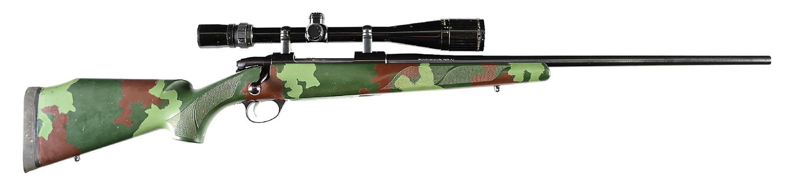 (M) SAKO V 7MM REM MAG BOLT ACTION RIFLE: Barrel made without iron sights, marked on left side "CAL. 7MM REM MAG. MADE IN FINLAND (crowned lion)", right with importer mark for Stoeger. Action with model designation, serial number, and crowned