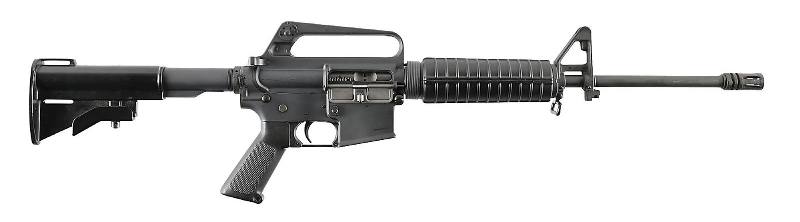 (M) EARLY COLT SP1 AR-15 SEMI-AUTOMATIC CARBINE (1978).: The carbine variant of the Colt SP1 AR-15 was set to be introduced in 1977, although some reports indicate it was not made available until 1978. This example was manufactured in 1978. The carbine leng