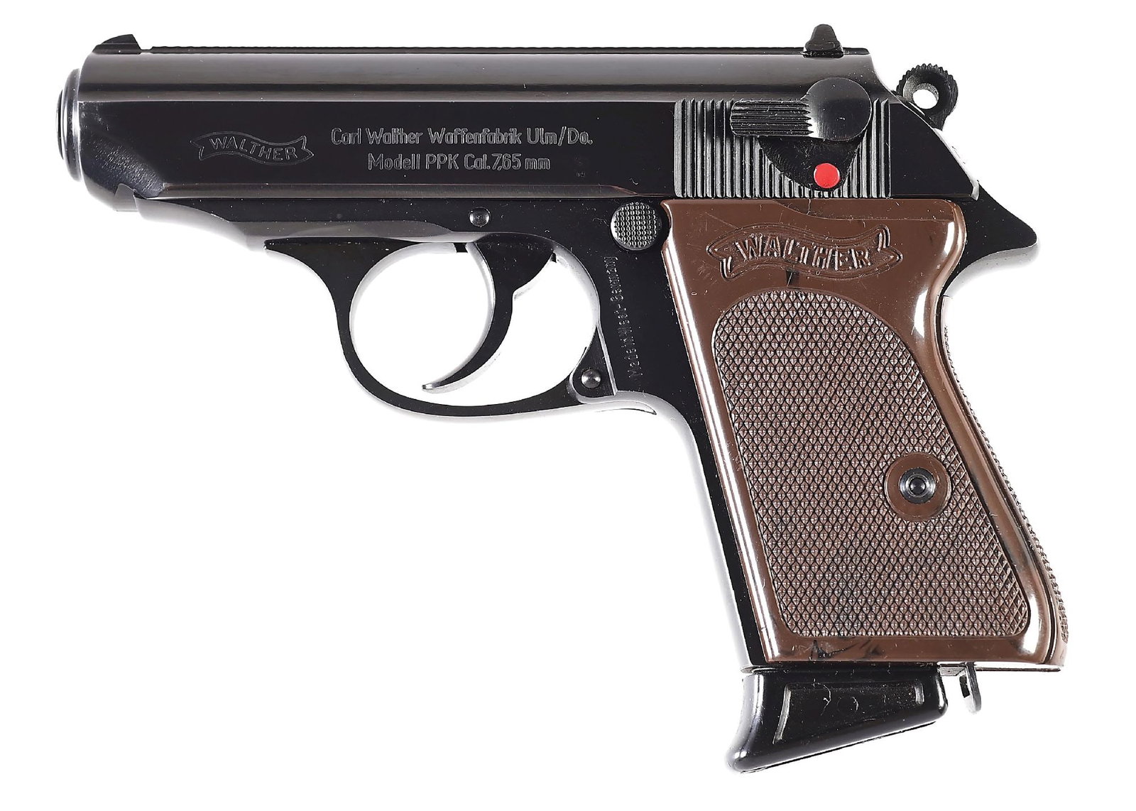 (C) WEST GERMAN WALTHER PPK .32 ACP SEMI-AUTOMATIC PISTOL WITH BOX.: Manufactured in 1966. Classic blued finish, Ulm slide address, fixed front sight, drift adjustable u-notch rear, and checkered mottled brown wrap around grips. Includes both a black finger tab extensi