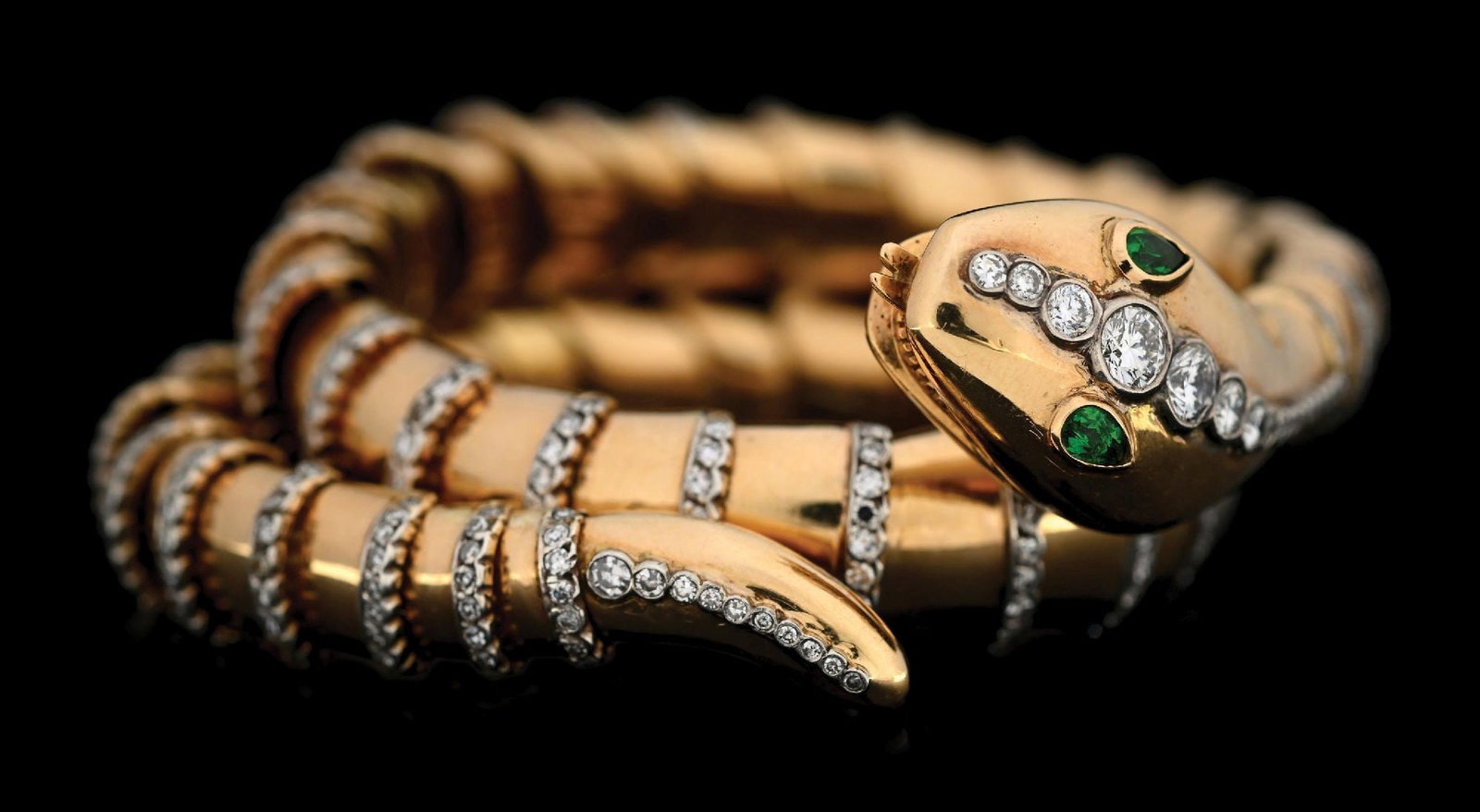 VINTAGE 18K GOLD 6CT TW DIAMOND & EMERALD SNAKE BRACELET (1 of 6)