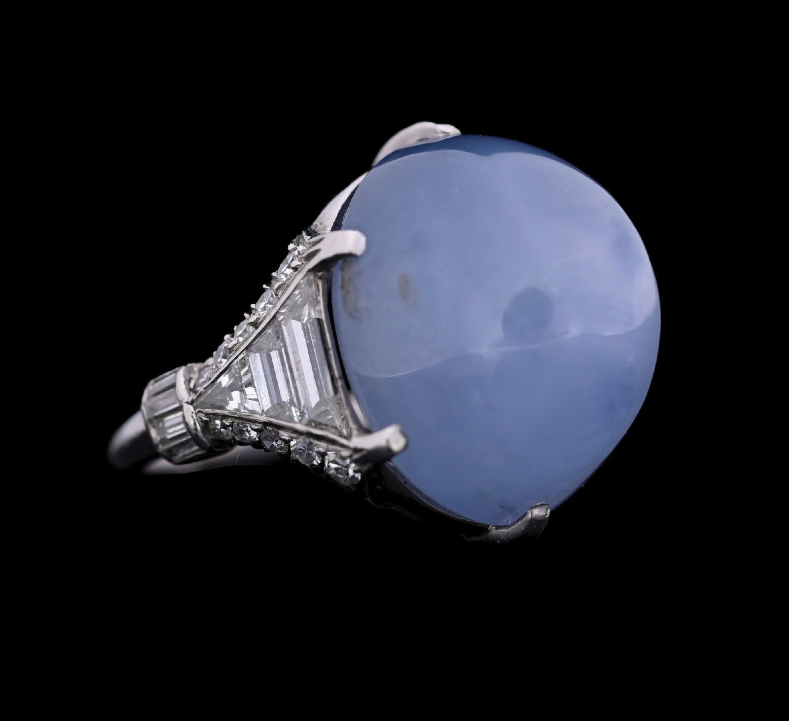 ANTIQUE PLATINUM NATURAL STAR SAPPHIRE & DIAMOND RING (1 of 4)