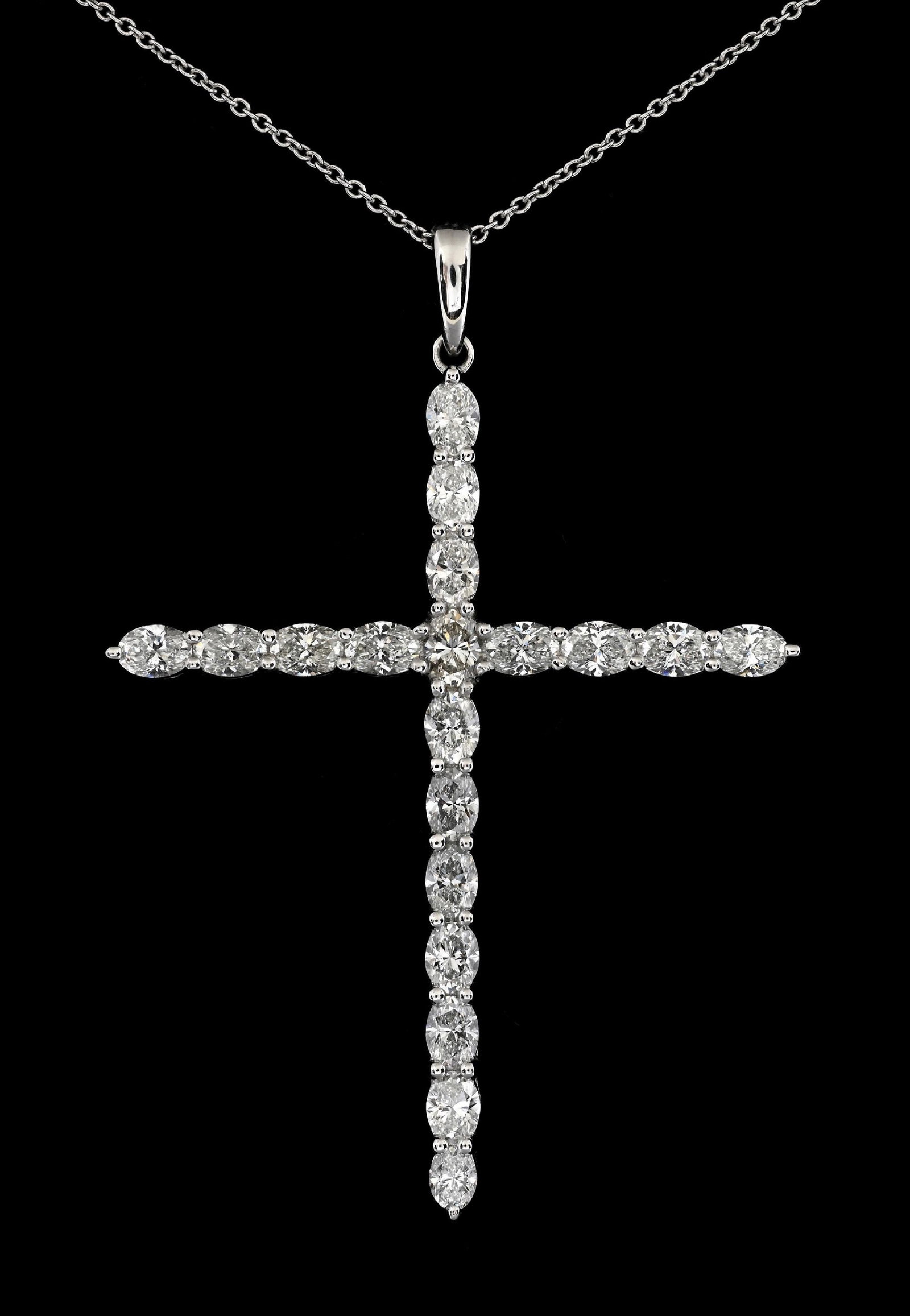PLATINUM & DIAMOND CROSS WITH CHAIN, 4.58CT TW (1 of 5)