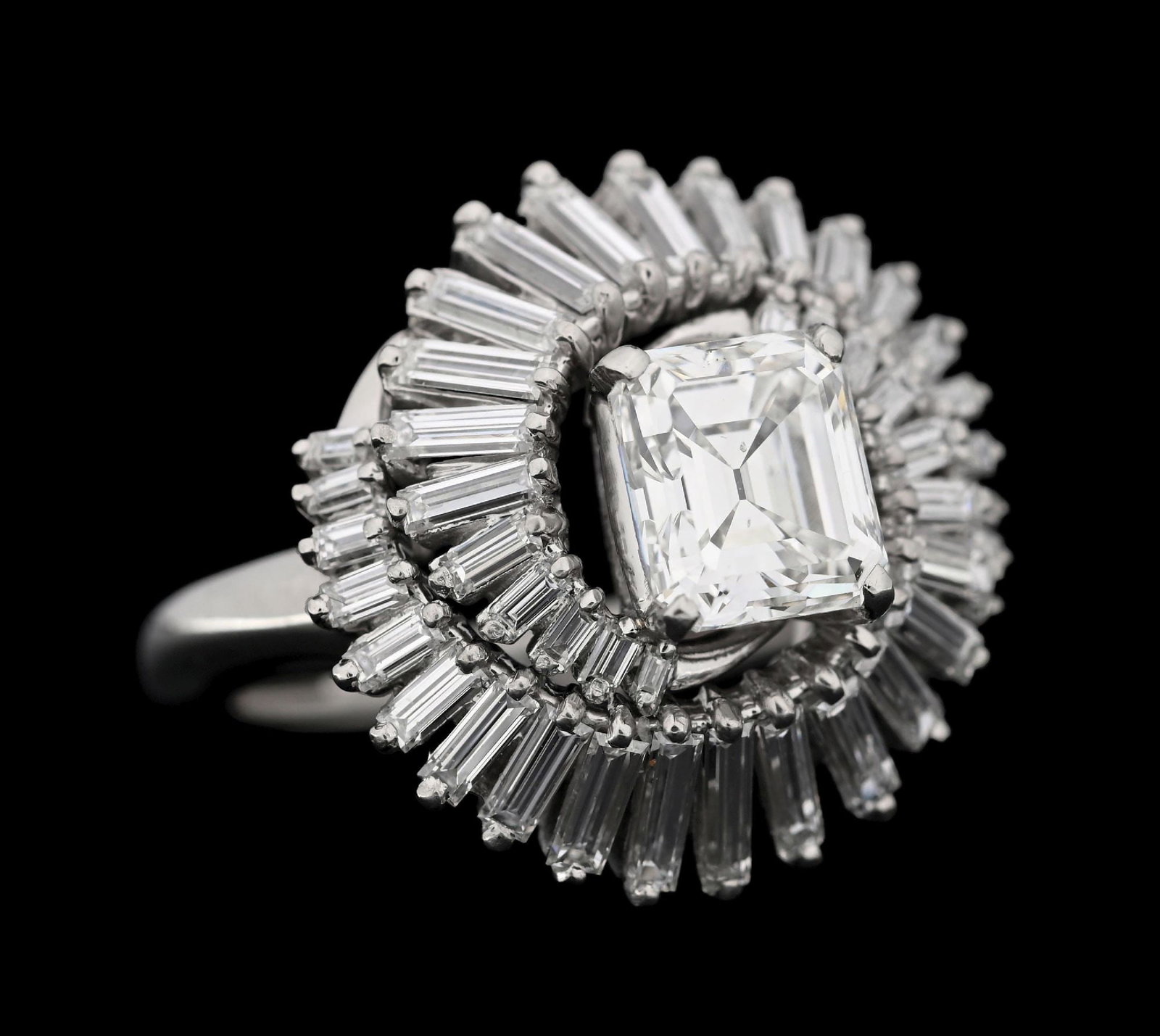 PLATINUM 1.67CT EMERALD CUT DIAMOND RING W/GIA REPORT (1 of 5)