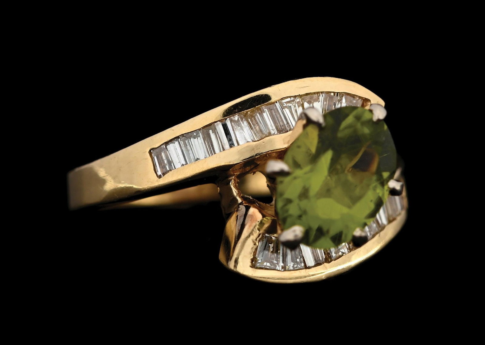 14K YELLOW GOLD PERIDOT & DIAMOND RING (1 of 5)