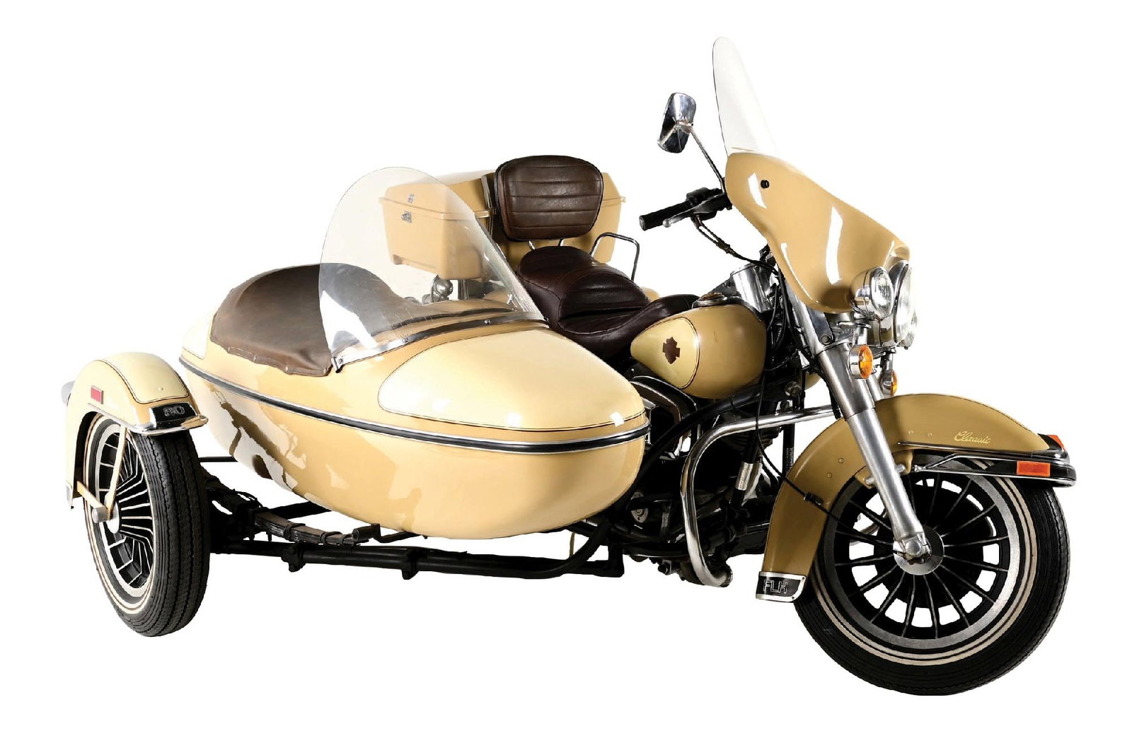 1983 80 CUBIC INCH SHOVELHEAD HARLEY DAVIDSON FLH ELECTRA GLIDE CLASSIC WITH MATCHING FACTORY: The Shovelhead in 1979 and the 80 CI reflect the fourth major crankcase change in Harley Davidson OHV Big Twin motors, which started with the EL model in 1936. This is a true classic at 43 years old a