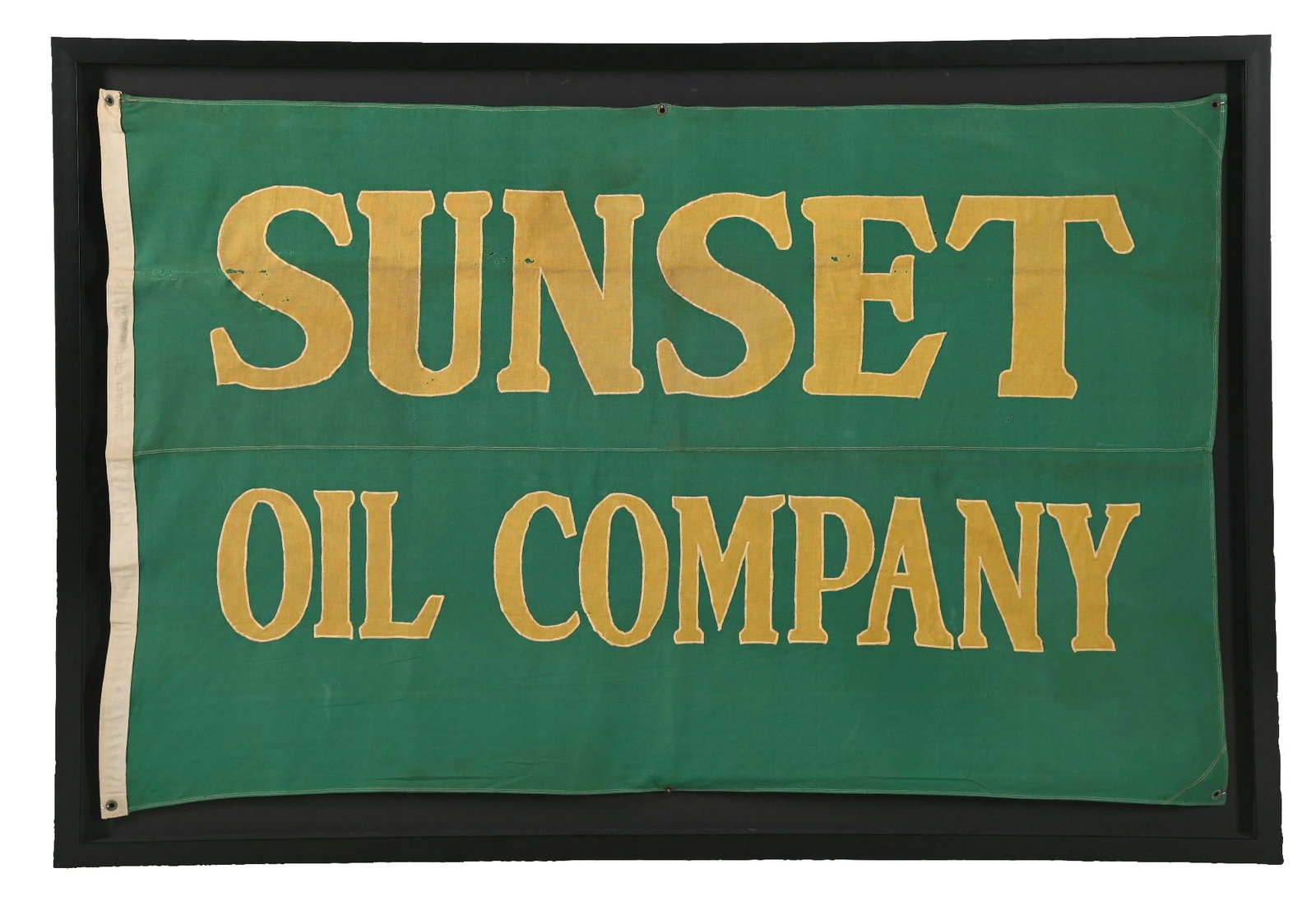 RARE & OUSTANDING SUNSET OIL COMPANY FRAMED FLAG (1 of 9)
