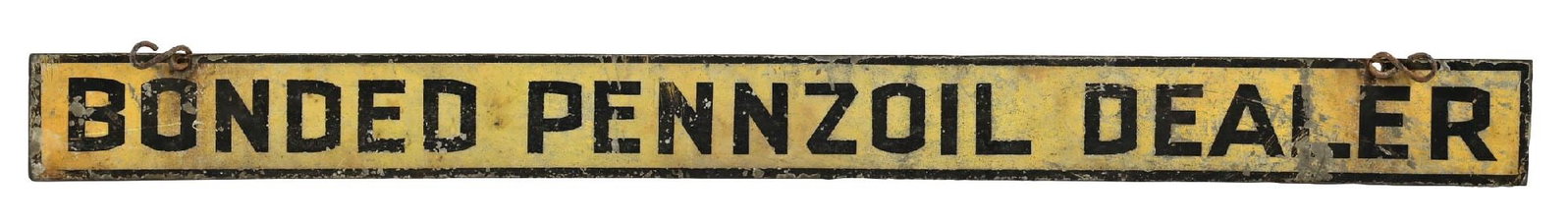 BONDED PENNZOIL DEALER TIN STRIP SIGN: DST. CONDITION: Showing general age wear throughout each side with areas of surface scratching and paint loss. Showing original hanging hooks at the topside. Condition: (7.0). Dimensions: 35" x 3".