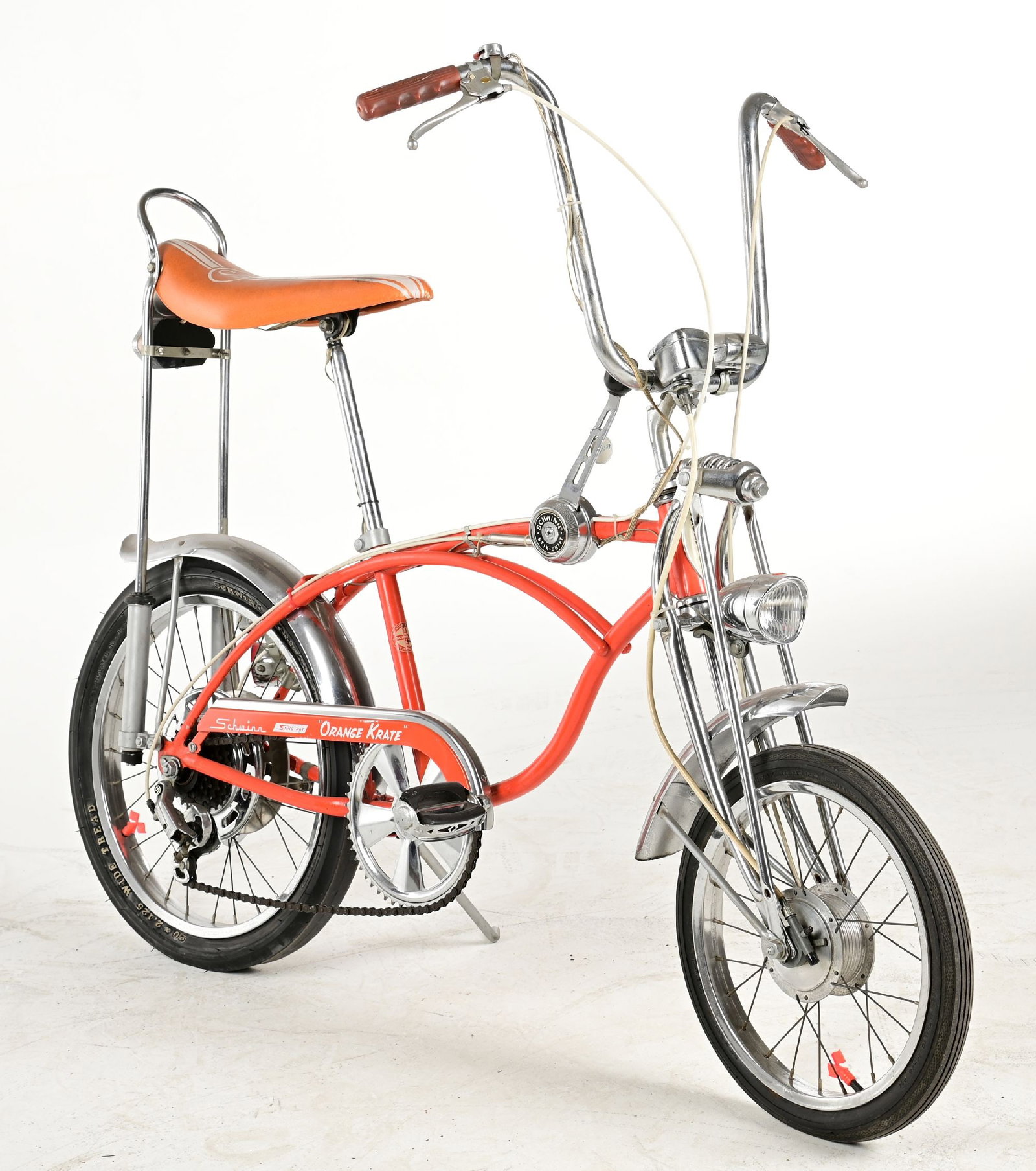 SCHWINN "ORANGE KRATE" STING-RAY BICYCLE SERIAL NO. DF24383 (1 of 6)