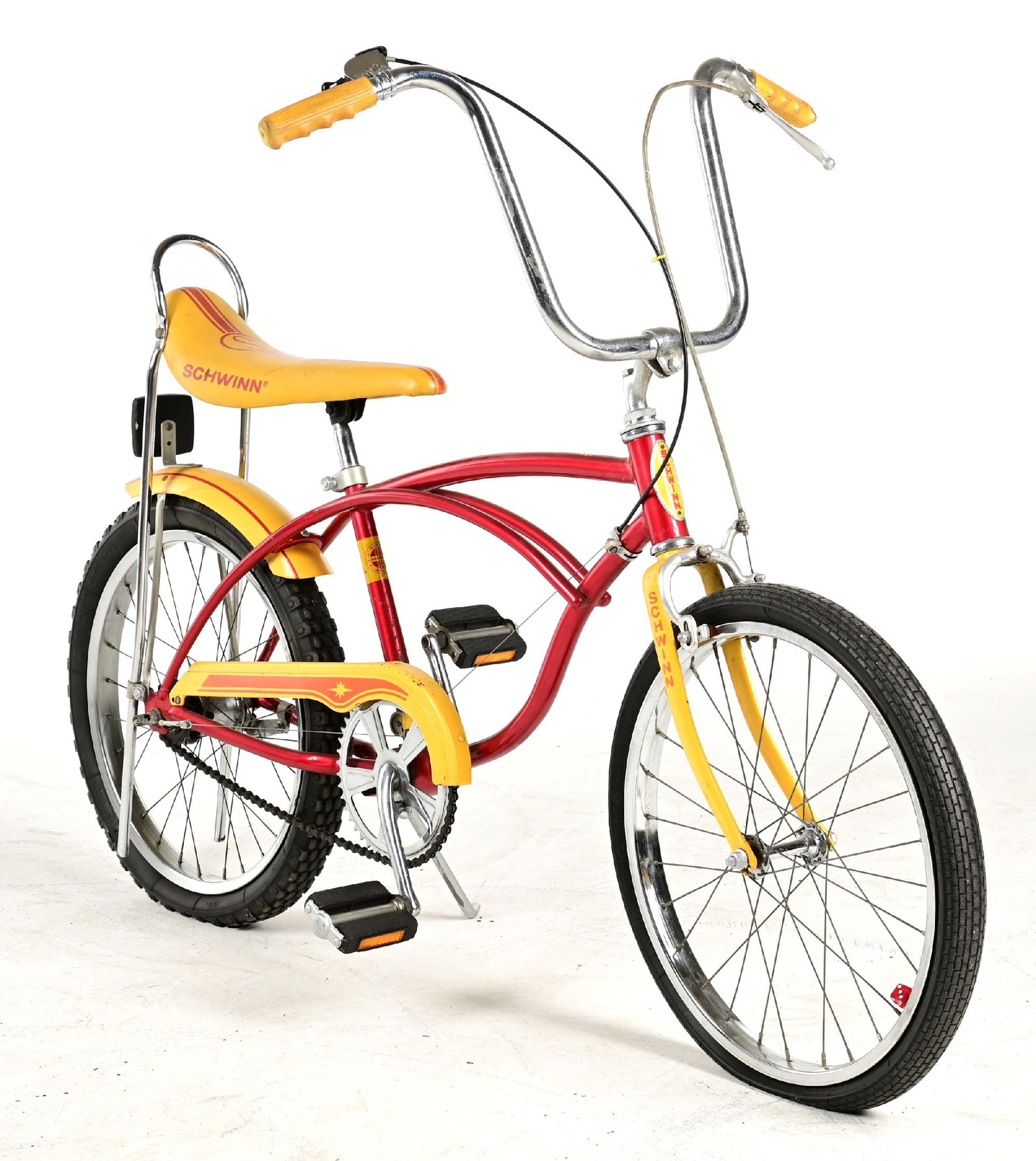 SCHWINN STING-RAY II 20" BICYCLE SERIAL NO. E2588429 (1 of 6)
