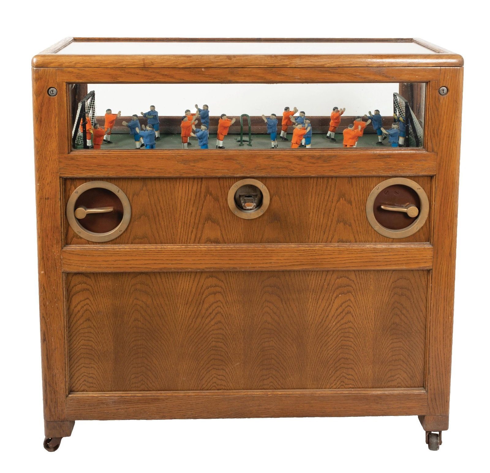 5¢ CHESTER POLLARD "PLAY FOOTBALL" ARCADE MACHINE: C. 1926. Chester Pollard "revamped" this football/soccer game in and around 1926 in order to lower the profile and provide an alternate view of the game. Unlike the "Munve's" versions, this is an orig