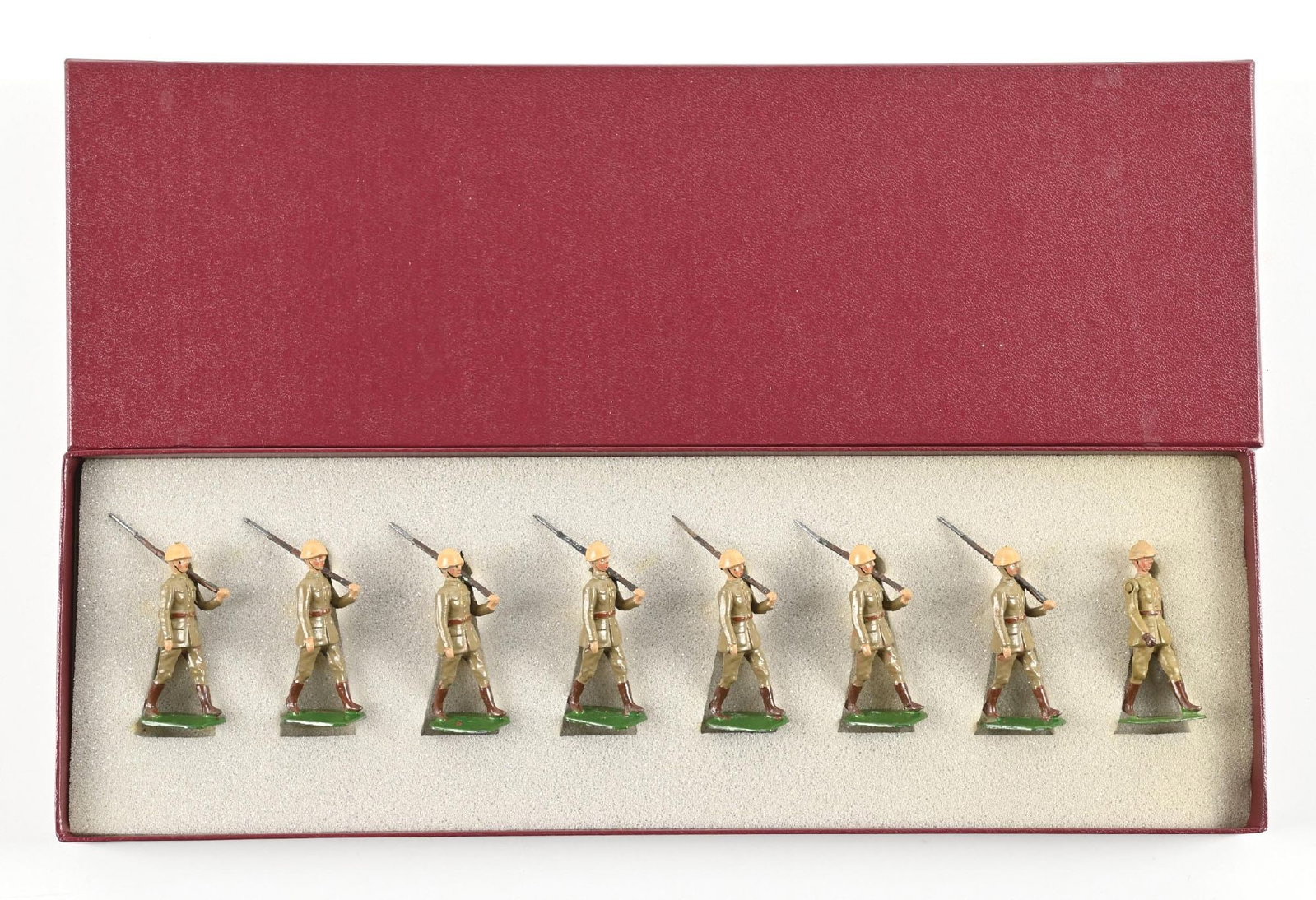 NEIL RHODES ITALIAN INFANTRY HAND-PAINTED BRITAINS CASTING: 8 pieces. Condition: Dimensions: 5" x 14 - 3/4" x 1 - 1/2".