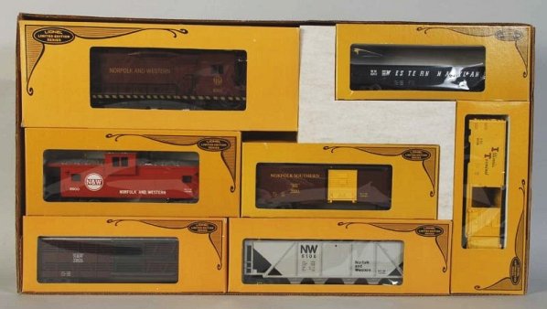 Lionel Norfolk & Western Freight Train Set.: Contemporary. Includes no. 8266 Norfolk & Western diesel engine, five freight cars, and one caboose. Includes original set box marked "Continental Limited". Condition (Near Mint).