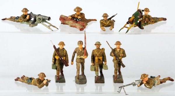 Lot of 10: Lineol & Elastolin Machine Gunners.: Soldiers are in various positions. With some cracking and some paint wear. Condition (Good - Very Good).
