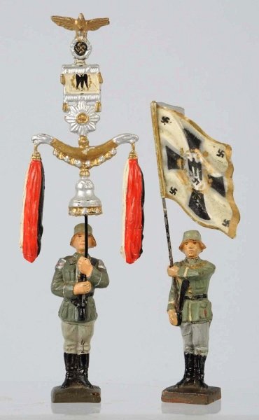 Lot of 2: Lineol German Army Soldiers.: Includes one flagman and one Jingling Johnny. Condition (Excellent).
