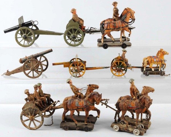 Lot of 3: Elastolin & Lineol Field Guns.: Horse-drawn. Includes one 10.5 cm, one 9 cm and one 6.5 cm. Condition (Excellent).