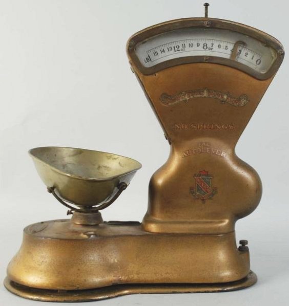 AutoLever Fantail Scale.: Made by Avery Ltd. in England. Working. As-found condition with general wear. Complete with weighing pan and leveling base. Glass is missing from dial face. Condition (Good - Very Good). Size 15 -1/2"