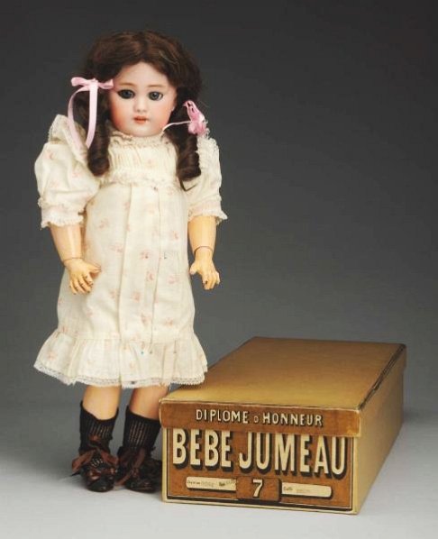 Delightful DEP Tête Jumeau Bébé Doll.: Bisque socket head incised “DEP 7” with red “Tête Jumeau” stamp (several small wig pulls), molded multi-stroked eyebrows, blue sleeping eyes with perfect eyelid wax and real upper eyelashes (