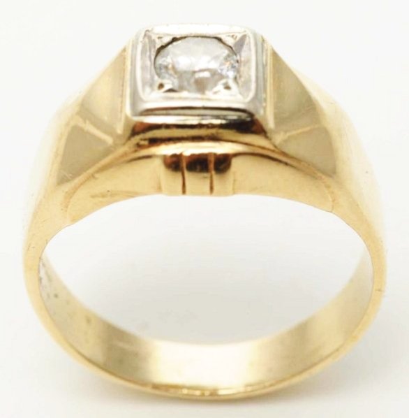 14K Y. Gold Diamond Ring.: .25 ct. With a G color. Condition (Excellent). Size Ring Size: 9.Ring Size: 9.(Excellent). CORRECTION: The ct. rating of the stone should actually be .25 ct, not 2 ct.