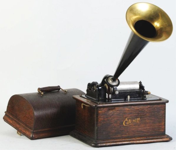 Edison Standard Cylinder Player.: Includes horn. Condition (Fair). Size Phonograph: 13" W. Horn: 13 - 1/2" T.Phonograph: 13" W. Horn: 13 - 1/2" T.(Fair).