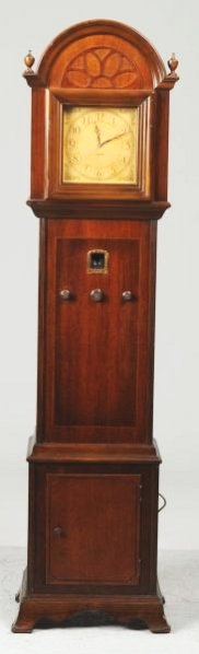 Majestic Screen Grid Grandfather Clock Radio.: Superheterodyne. Model 15. Base contains small cabinet for storage. Includes knobs. Condition (Mint). Size 66 - 3/4" T.66 - 3/4" T.(Mint).